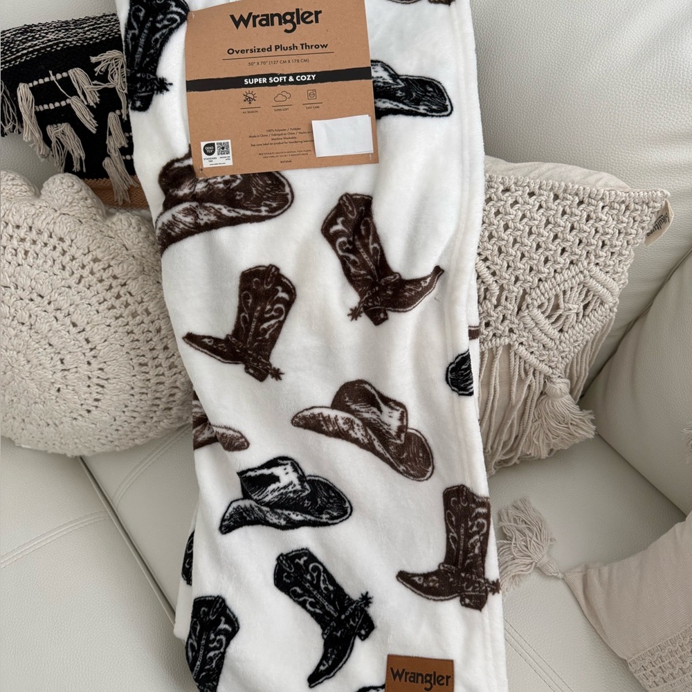 Western Themed Blanket with Cowboy Print